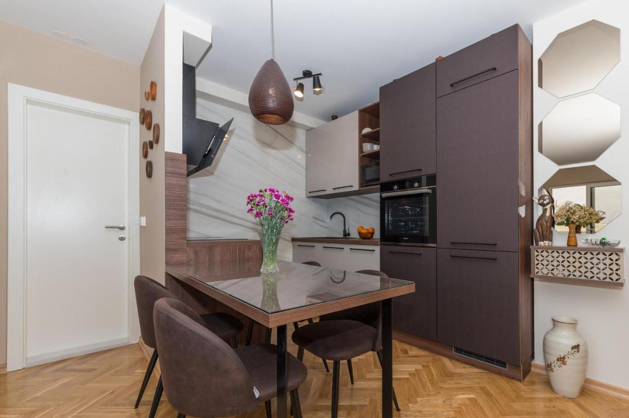 Chic Apartment Zoja Near Beach With Free Parking Μακάρσκα Εξωτερικό φωτογραφία