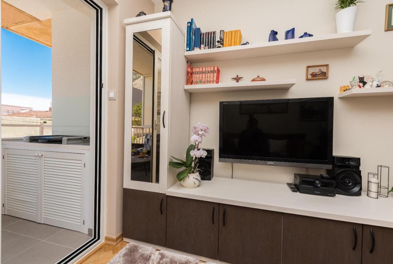 Chic Apartment Zoja Near Beach With Free Parking Μακάρσκα Εξωτερικό φωτογραφία