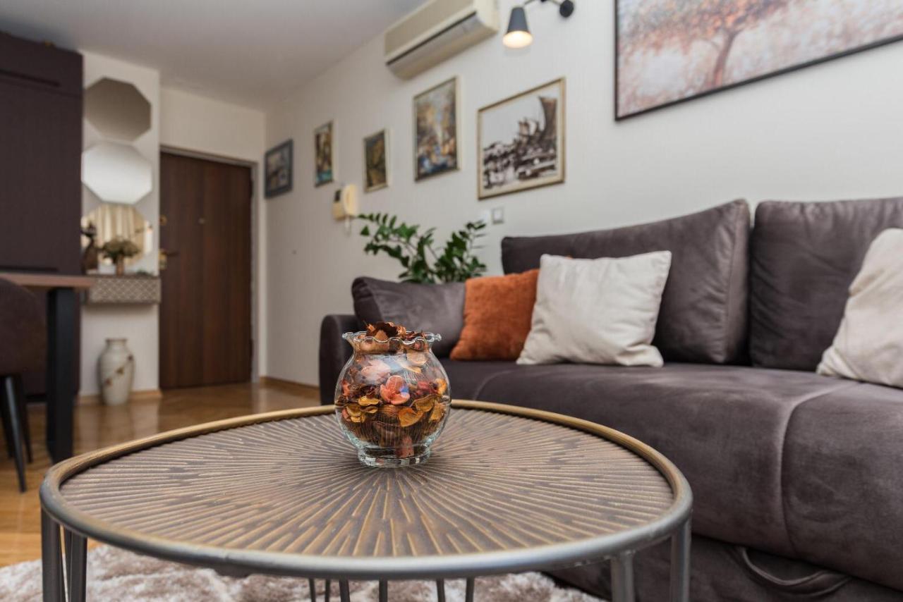 Chic Apartment Zoja Near Beach With Free Parking Μακάρσκα Εξωτερικό φωτογραφία
